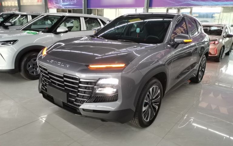 JETOUR Dashing i-DM 2023 1.5T DHT Lightning — exterior
