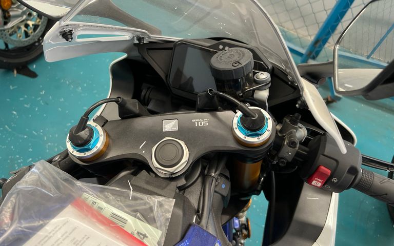 CBR 1000RR 30th Anniversary 实拍图 1