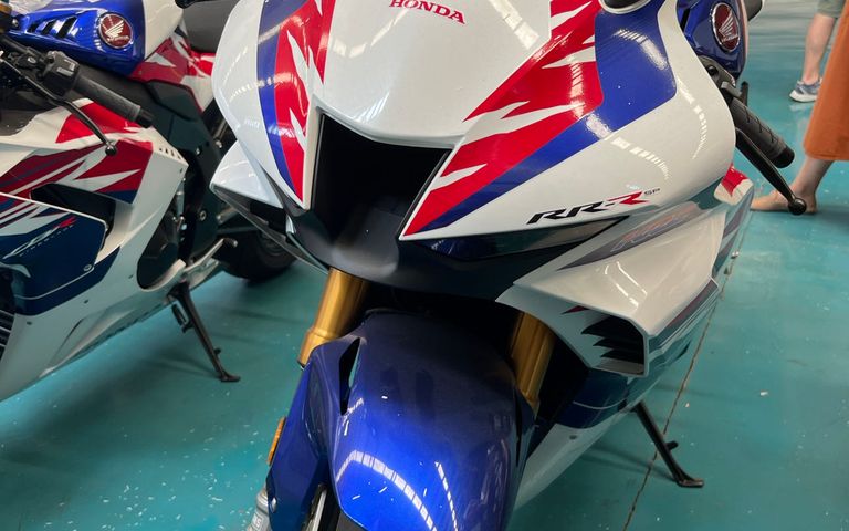 CBR 1000RR 30th Anniversary 实拍图 1