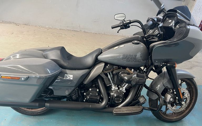2022 HARLEY DAVIDSON Road Glide ST 实拍图 1